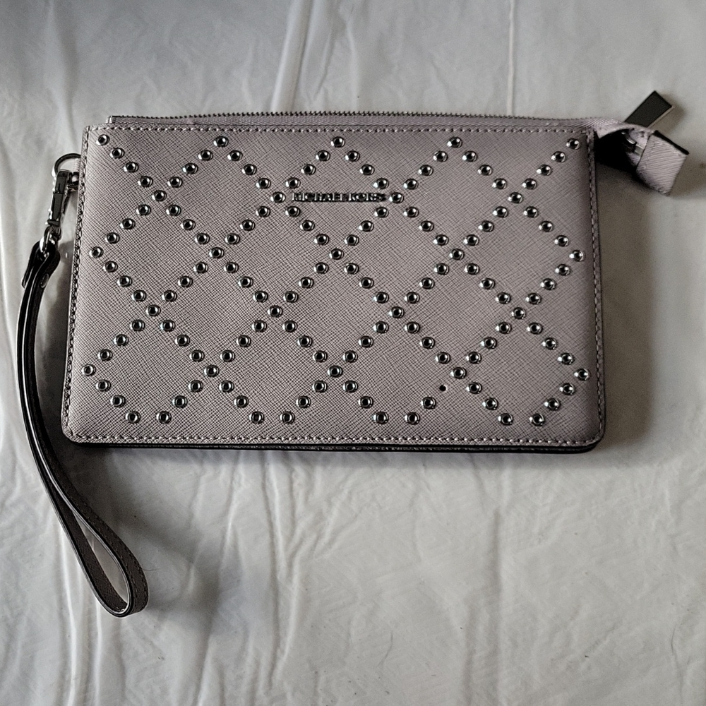 Michael Kors clutch purch